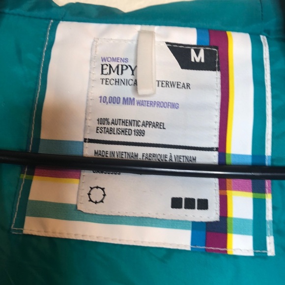 Snowboarding jacket - Picture 3 of 3